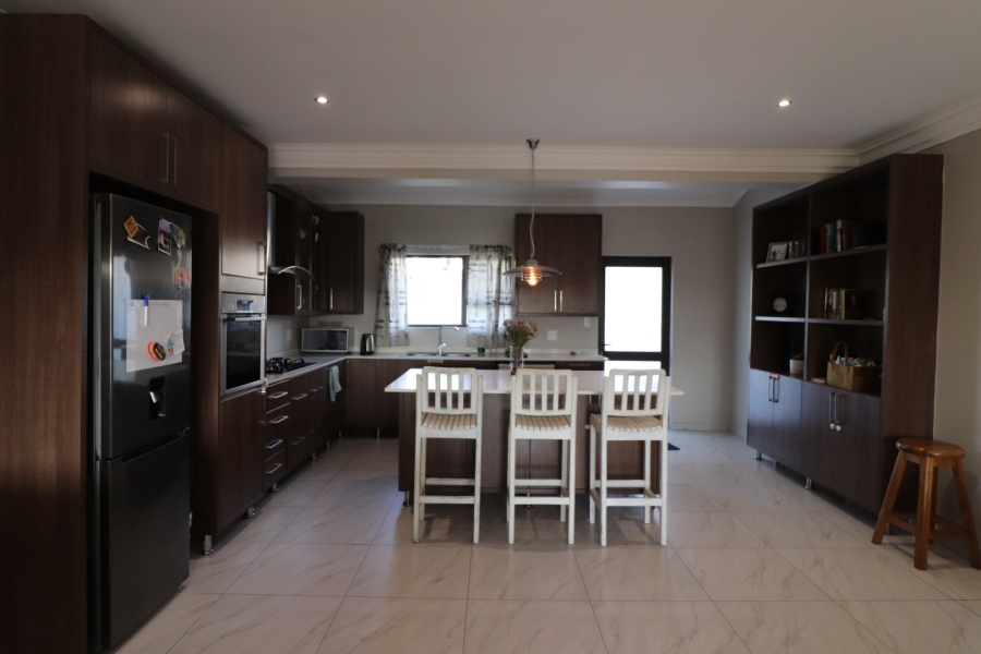 4 Bedroom Property for Sale in Lilyvale S H Free State